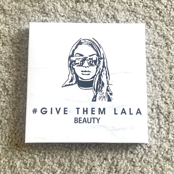 Give Them LALA Beauty The Grown Woman Palette NEW - Picture 2 of 4